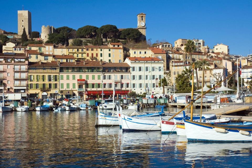 Ferretti 36 ' Bateau à Quai Vieux-Port Cannes Festival La Croisette Extérieur photo